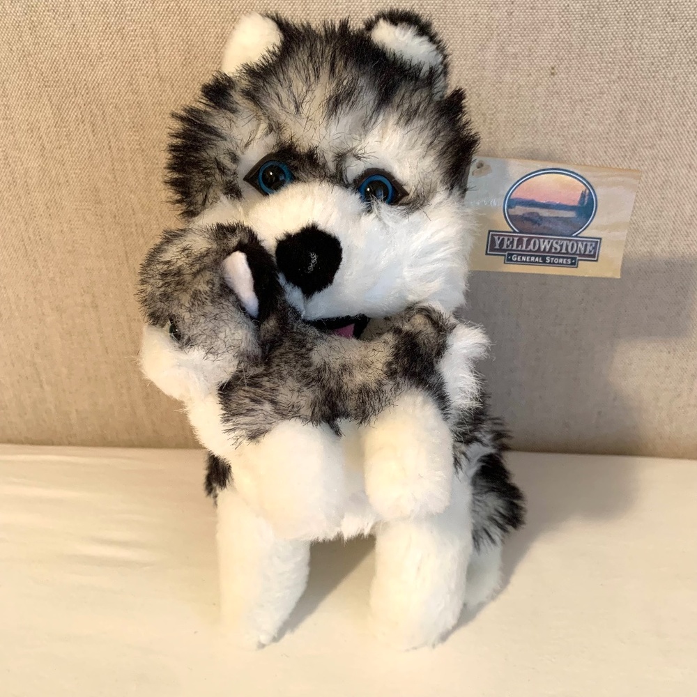 Gray Wolf & Baby Pup Plush Stuffed Animals From Yellowstone